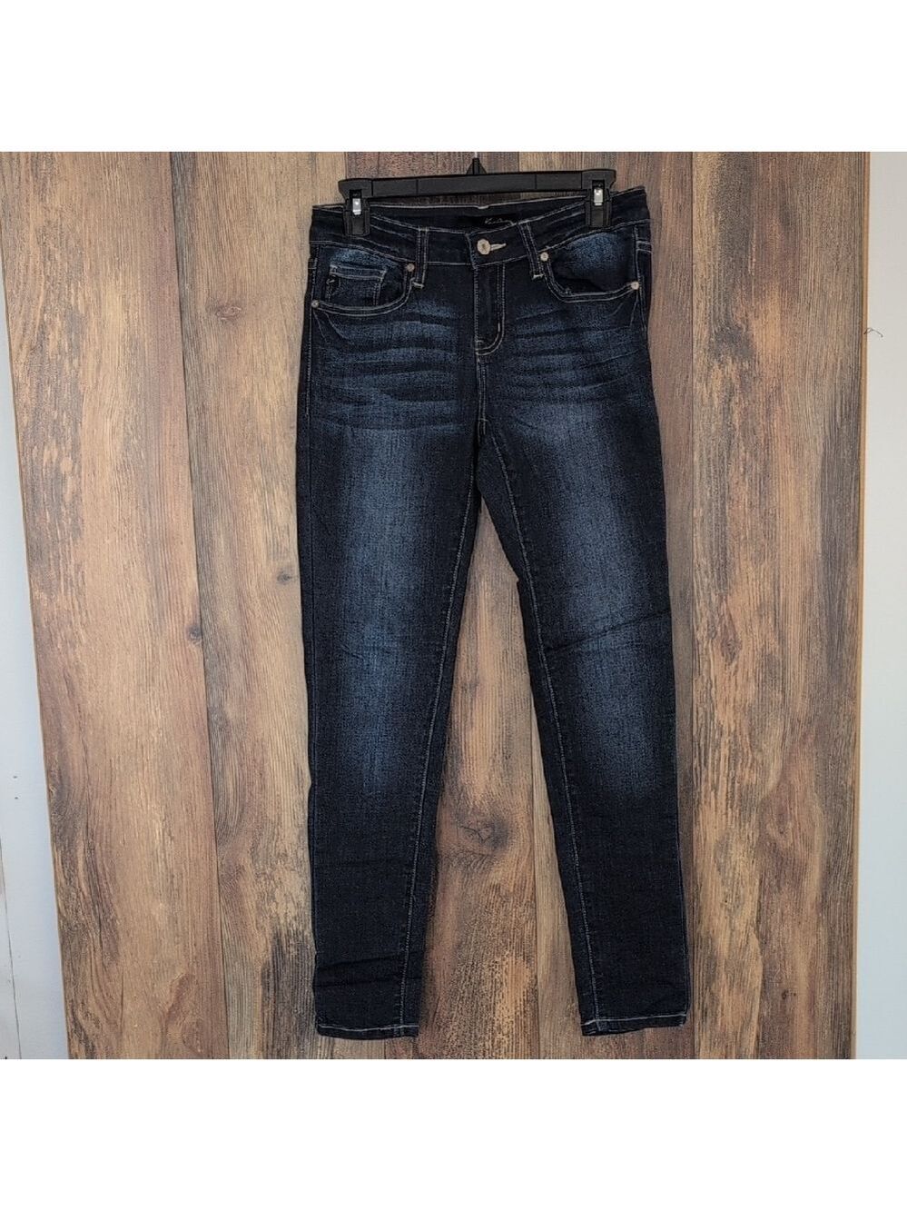 KanCan Low Rise Skinny Stretch Jeans 26          171JH